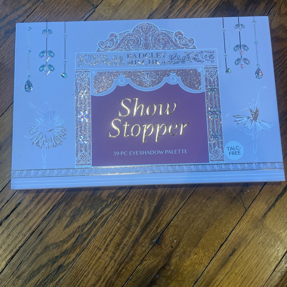 Badgley Mischka Glittering Show Stopper Palette